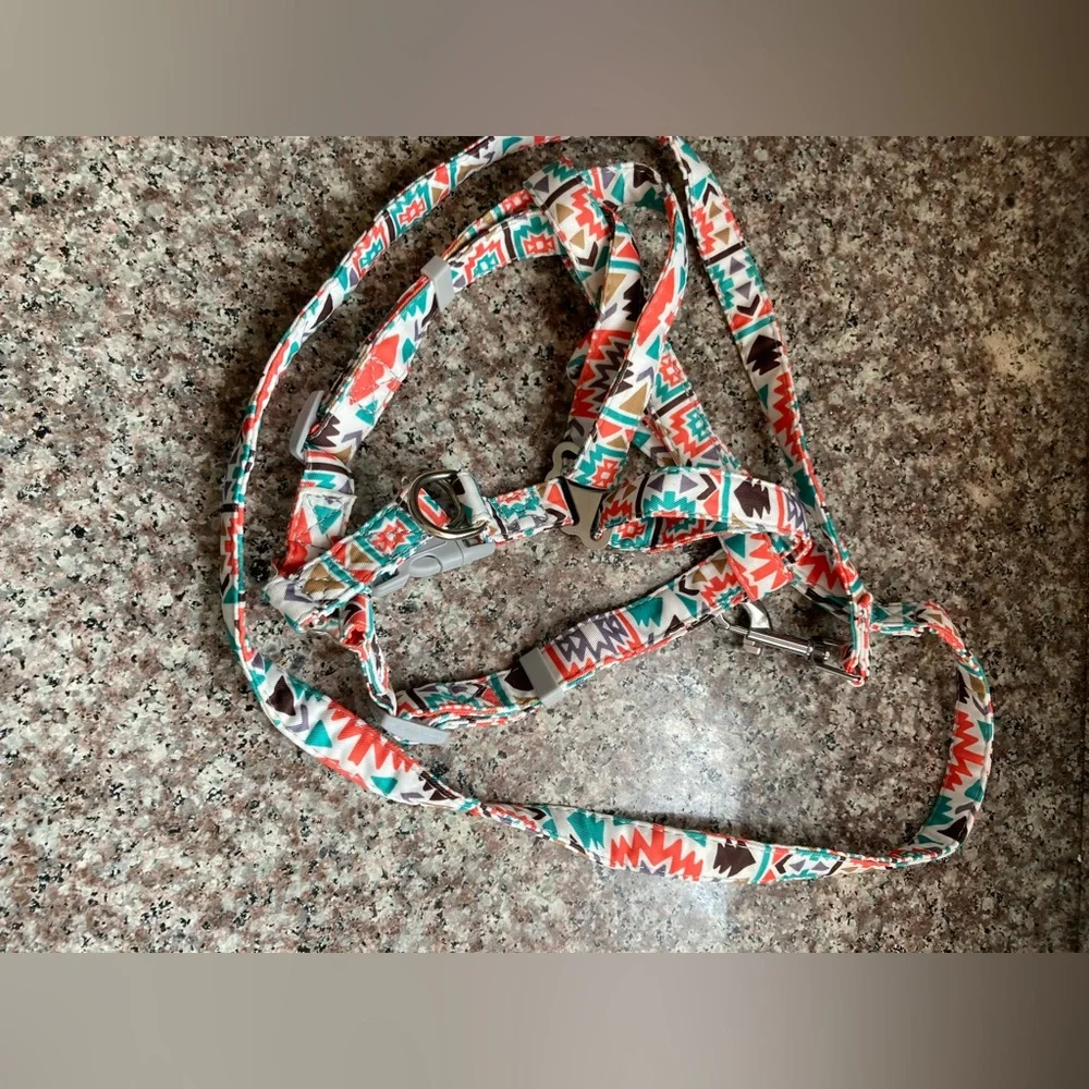 🌼5/$25🌼 Aztec print dog leash and harness collar for dog size medium/large